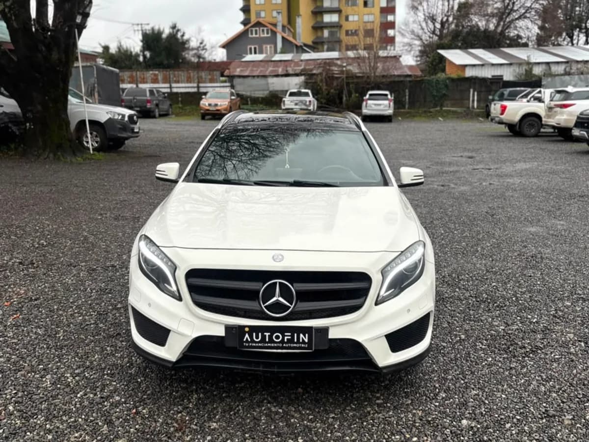 MERCEDES BENZ Gla 200 220 CDI 2016 - Imagen 6