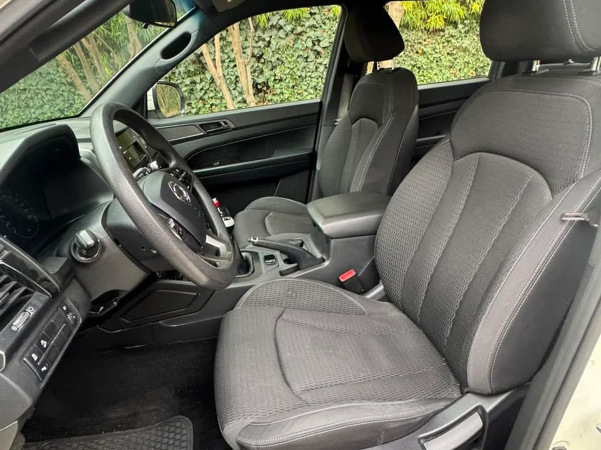 SSANGYONG NEW MUSSO GRAND GLX 2.2 MT6 4X2 DIESEL AÑO 2022 - Imagen 24
