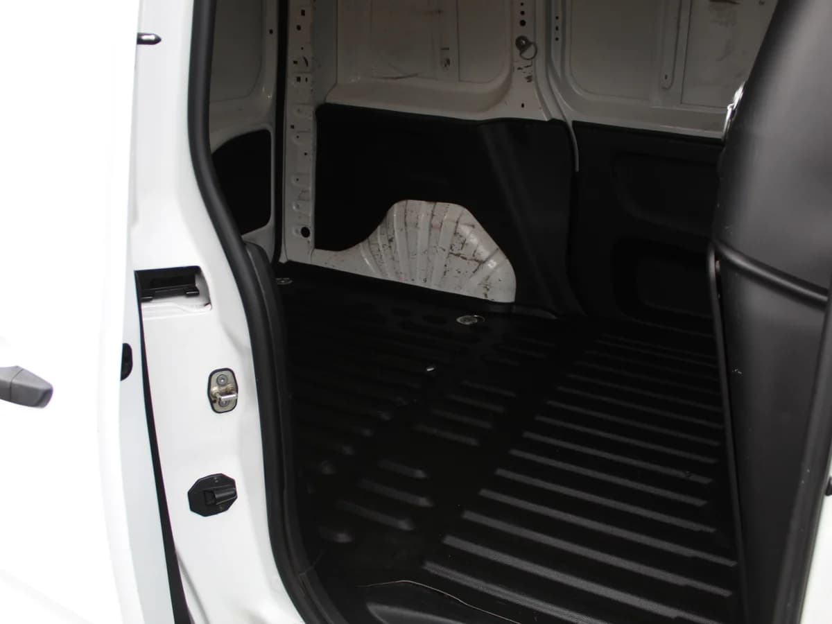 PEUGEOT Partner 1.6 L1 HDI 92 MT 2022 - Imagen 7