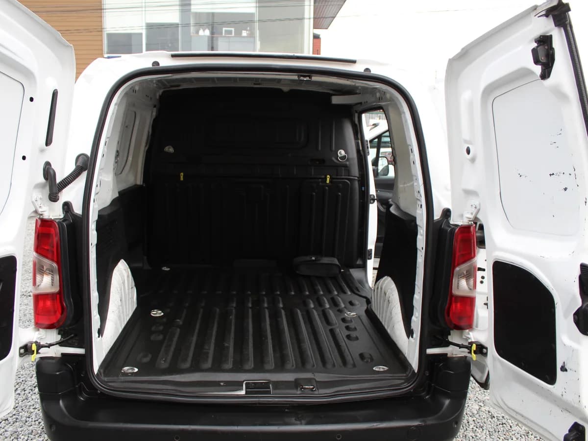 PEUGEOT Partner 1.6 L1 HDI 92 MT 2022 - Imagen 8
