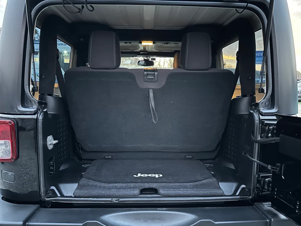 JEEP WRANGLER 3.6 RUBICON 4X4 AT 3P 2016 - Imagen 7