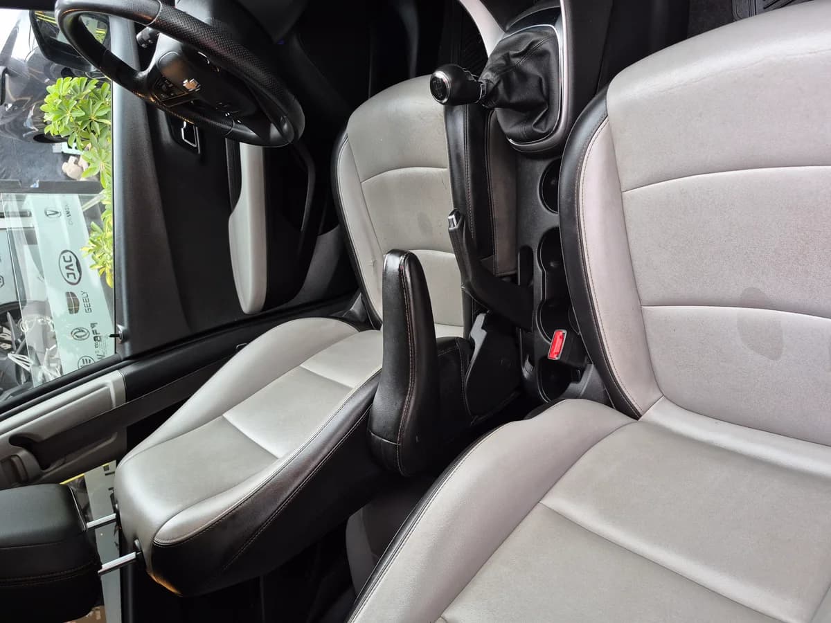 CHEVROLET Tracker II FWD 2020 - Imagen 8
