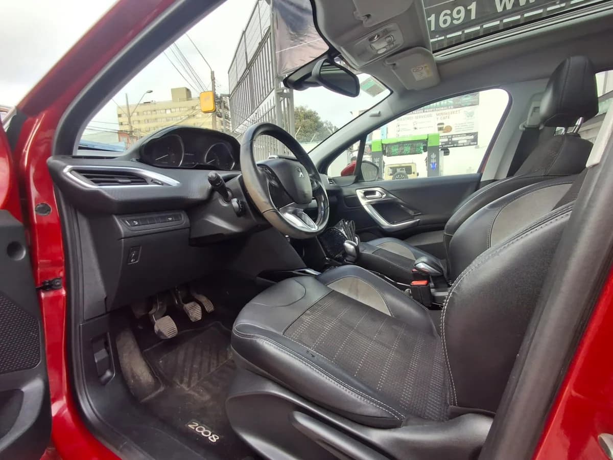 PEUGEOT 2008 ALLURE BLUEHDI 1.6 2018 - Imagen 7