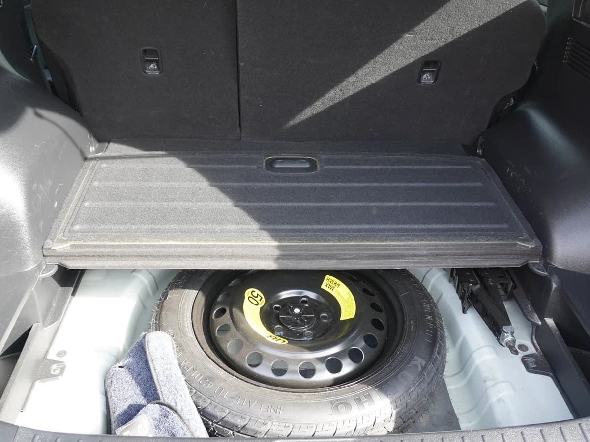 KIA Sportage EX 2.0L MT 2023 - Imagen 18