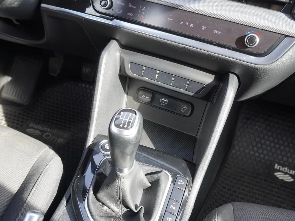 KIA Sportage EX 2.0L MT 2023 - Imagen 26