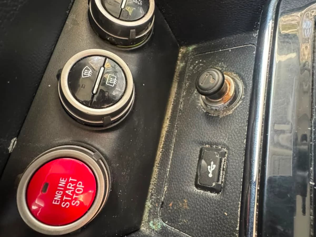CHANGAN CX70 ELITE PLUS TURBO 1.5L AT AÑO 2022 - Imagen 17