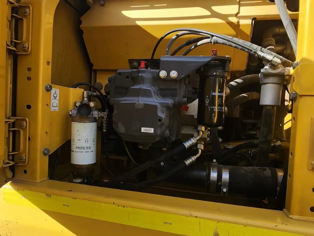 Komatsu PC200 2018 DIESEL - Imagen 10