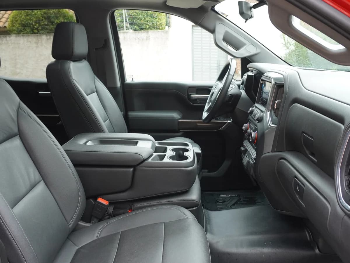 Checrolet Silverado Trail Boss 5.3 LTS Año 2021 - Imagen 24