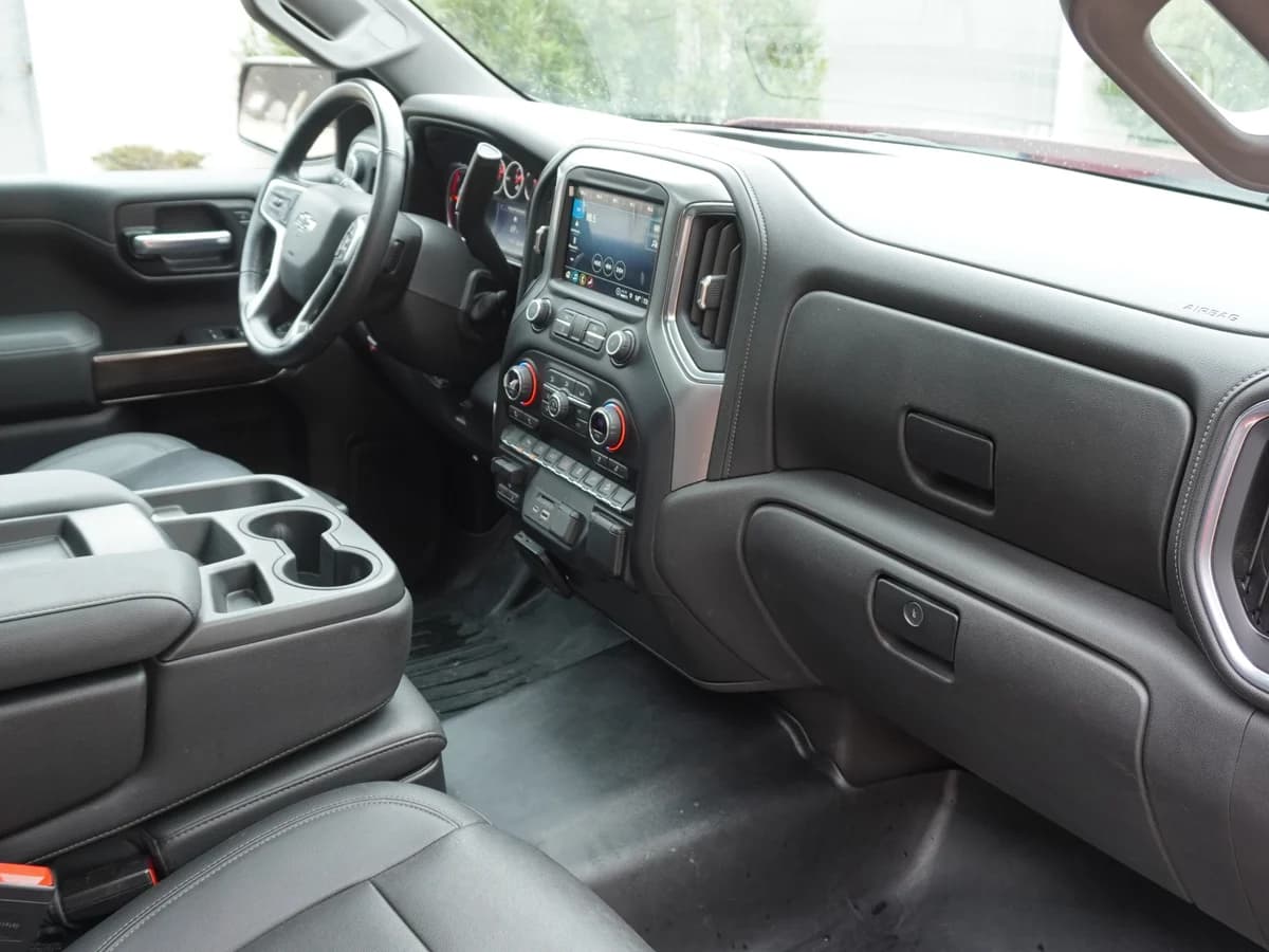 Checrolet Silverado Trail Boss 5.3 LTS Año 2021 - Imagen 25