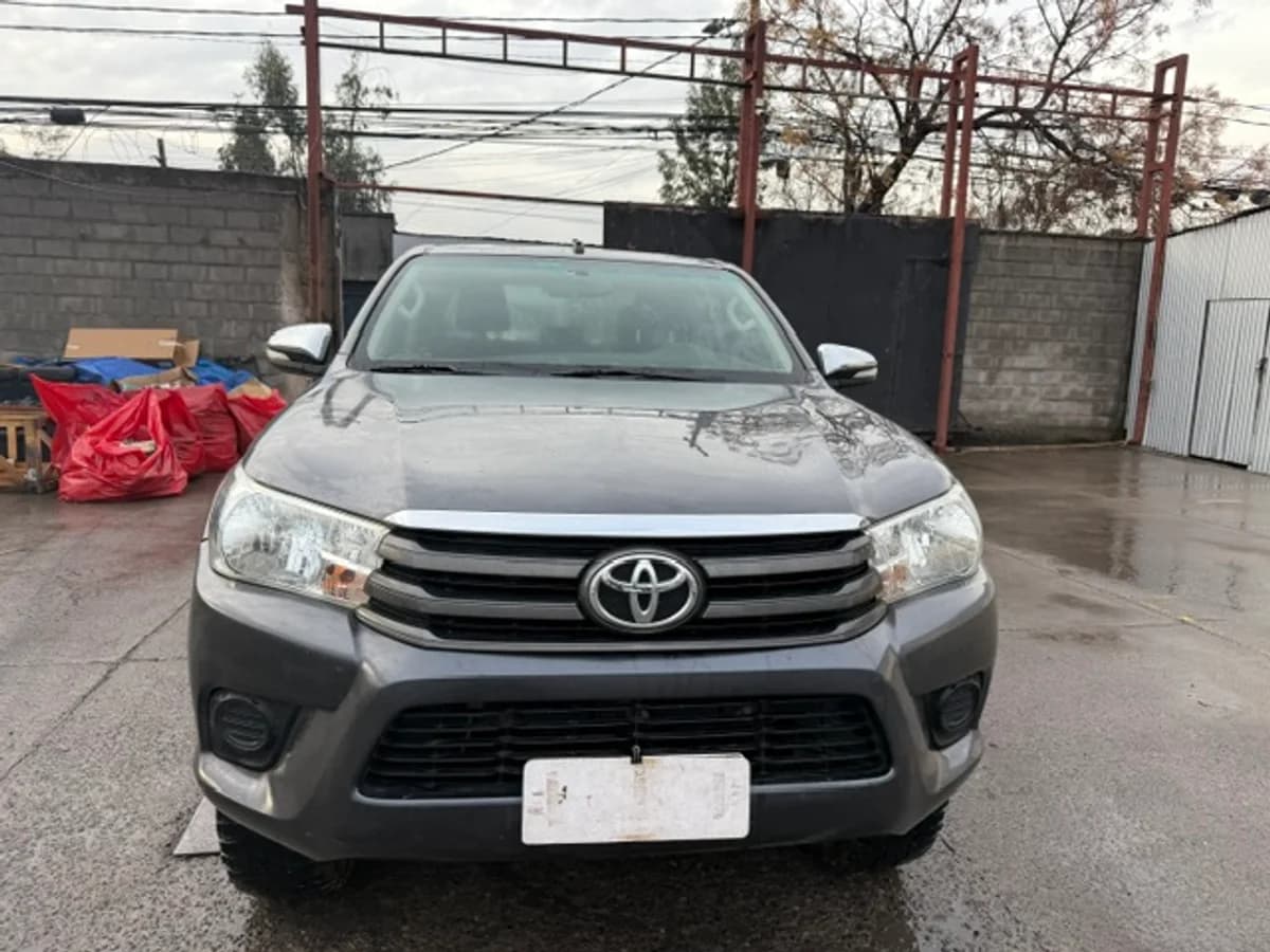 TOYOTA Hilux 2.7 2018 - Imagen 2