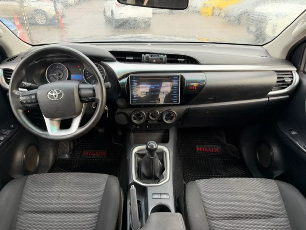 TOYOTA Hilux 2.7 2018 - Imagen 13