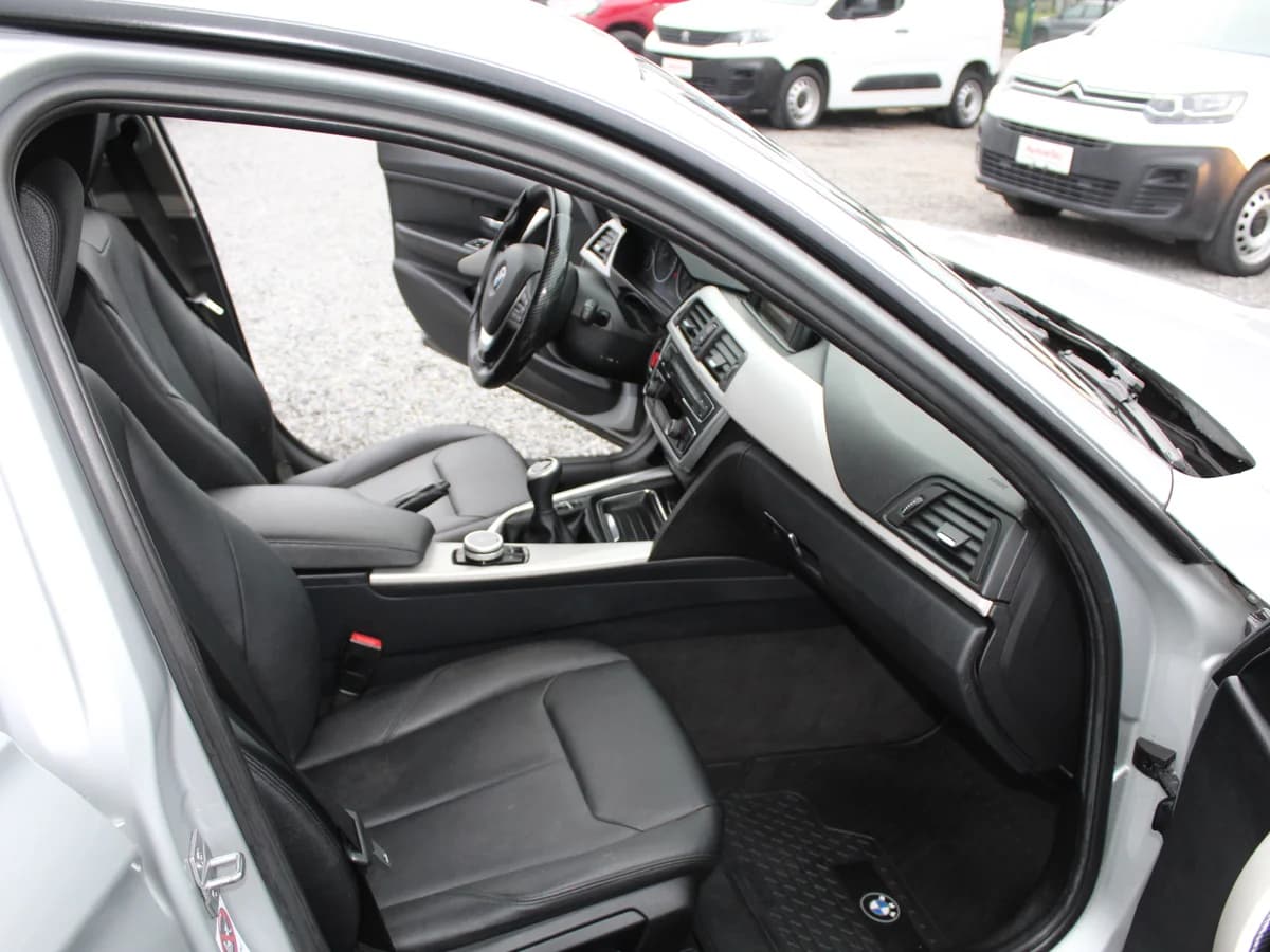 BMW 320I 2.0 MT. 2015 - Imagen 6