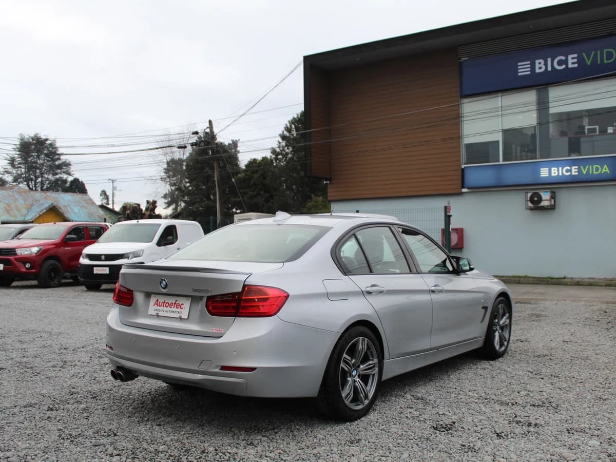 BMW 320I 2.0 MT. 2015 - Imagen 9