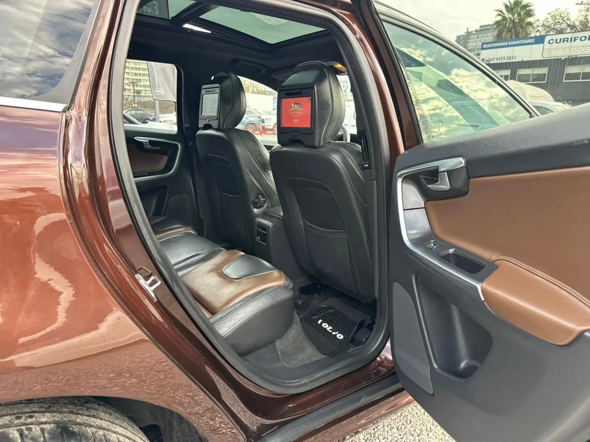 VOLVO Xc60 2.0 T5 PLUS AUT LIMITED 2015 - Imagen 18
