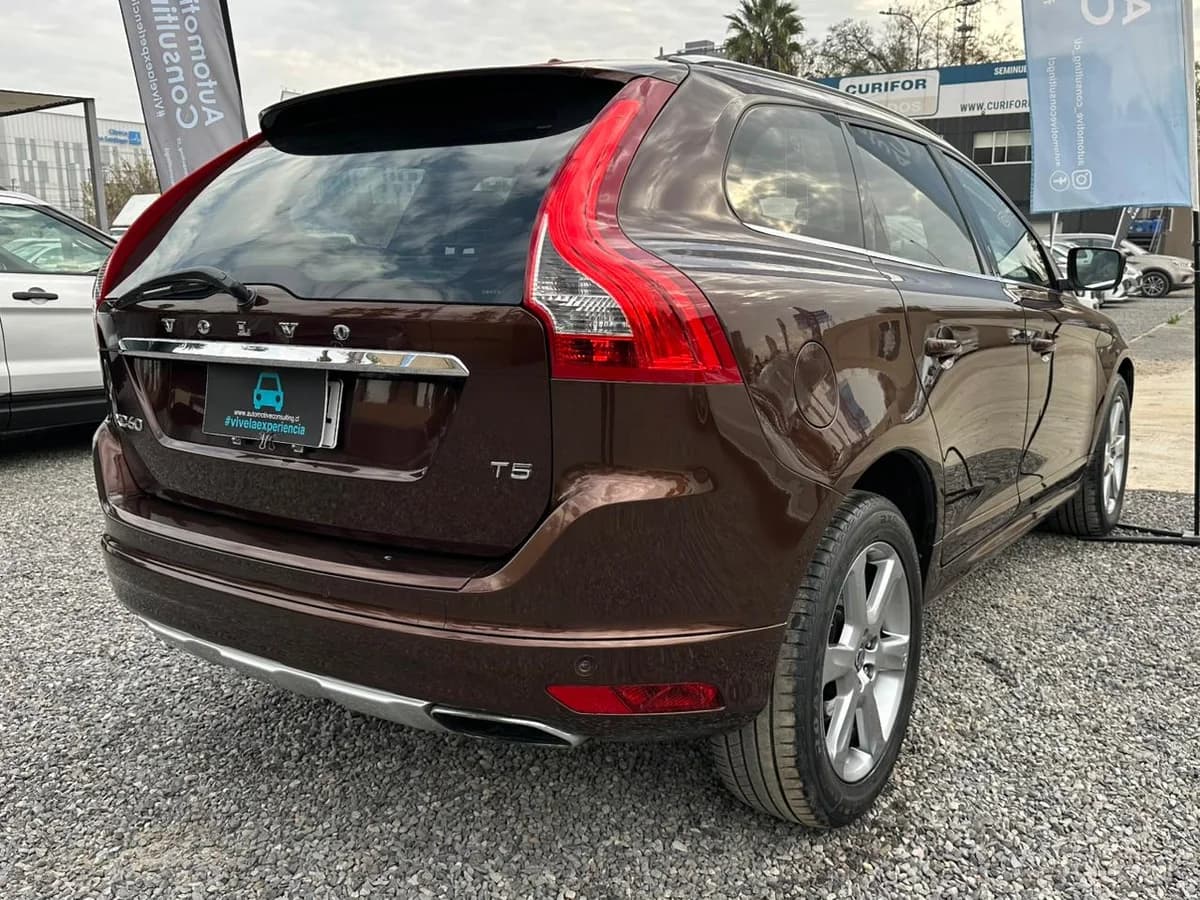 VOLVO Xc60 2.0 T5 PLUS AUT LIMITED 2015 - Imagen 19