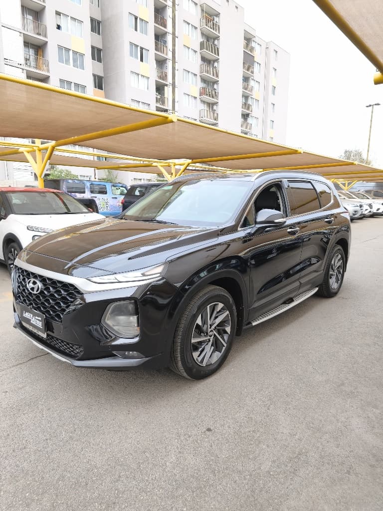 HYUNDAI Santa Fe 2.2 AWD Diesel Automática 2021 - Imagen 3