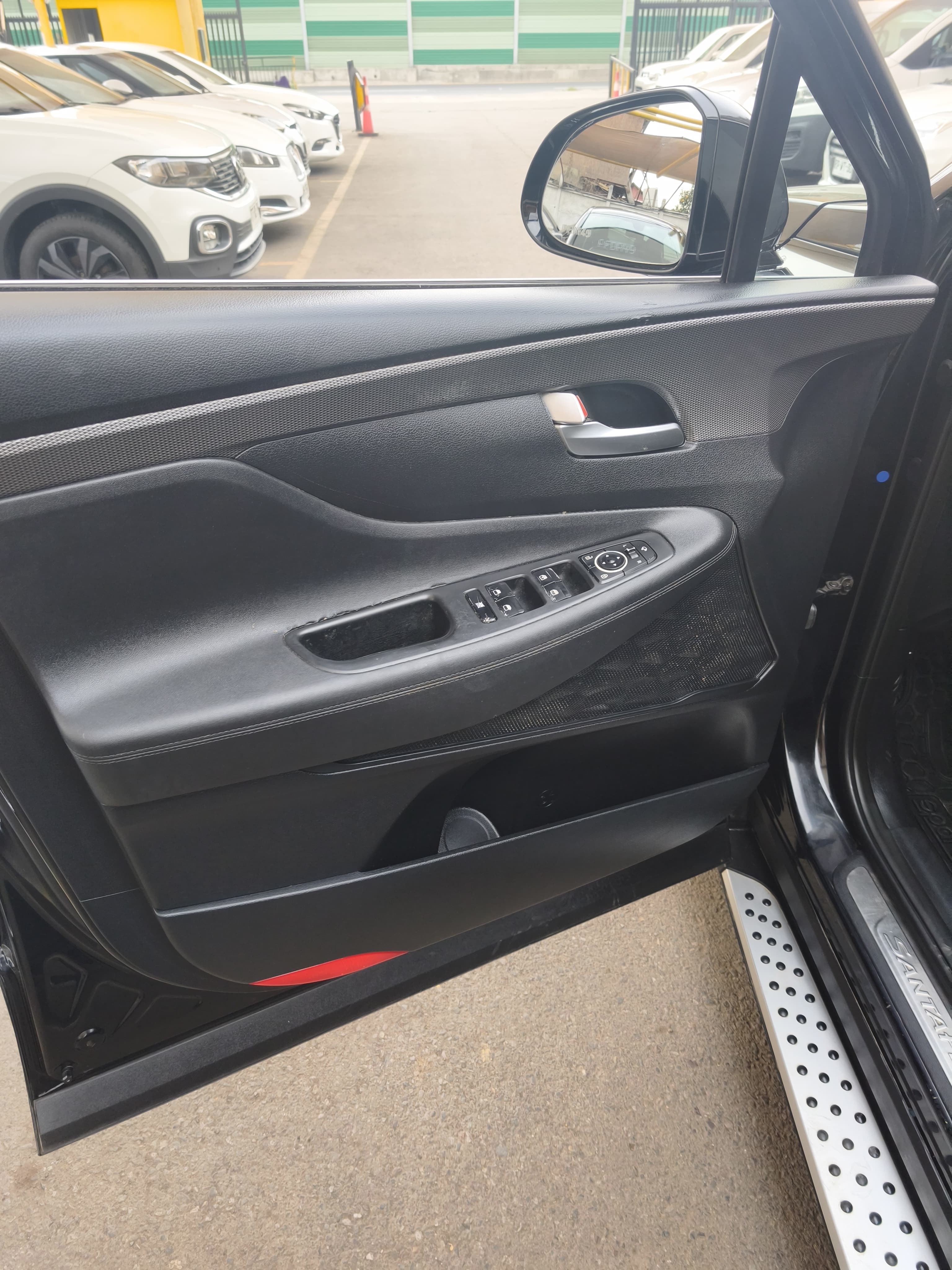 HYUNDAI Santa Fe 2.2 AWD Diesel Automática 2021 - Imagen 6