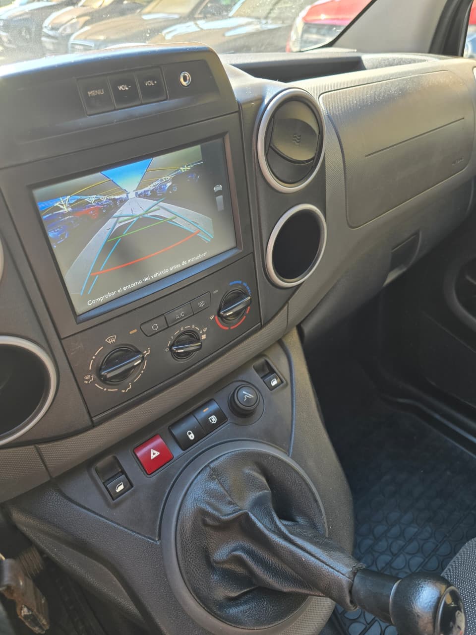 PEUGEOT Partner Maxi HDi 1.6 2017 - Imagen 8