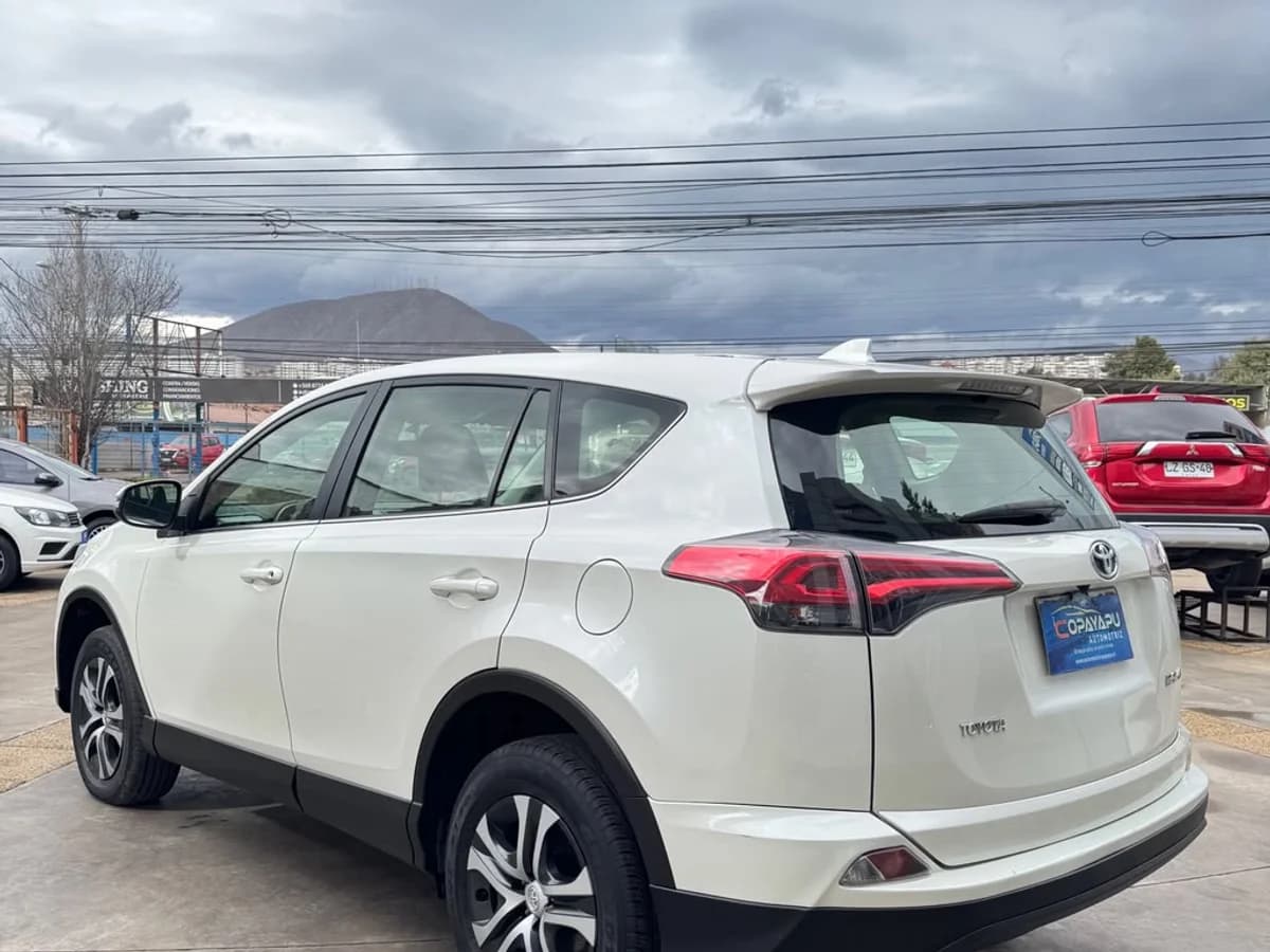 TOYOTA Rav4 2.0 2017 - Imagen 4