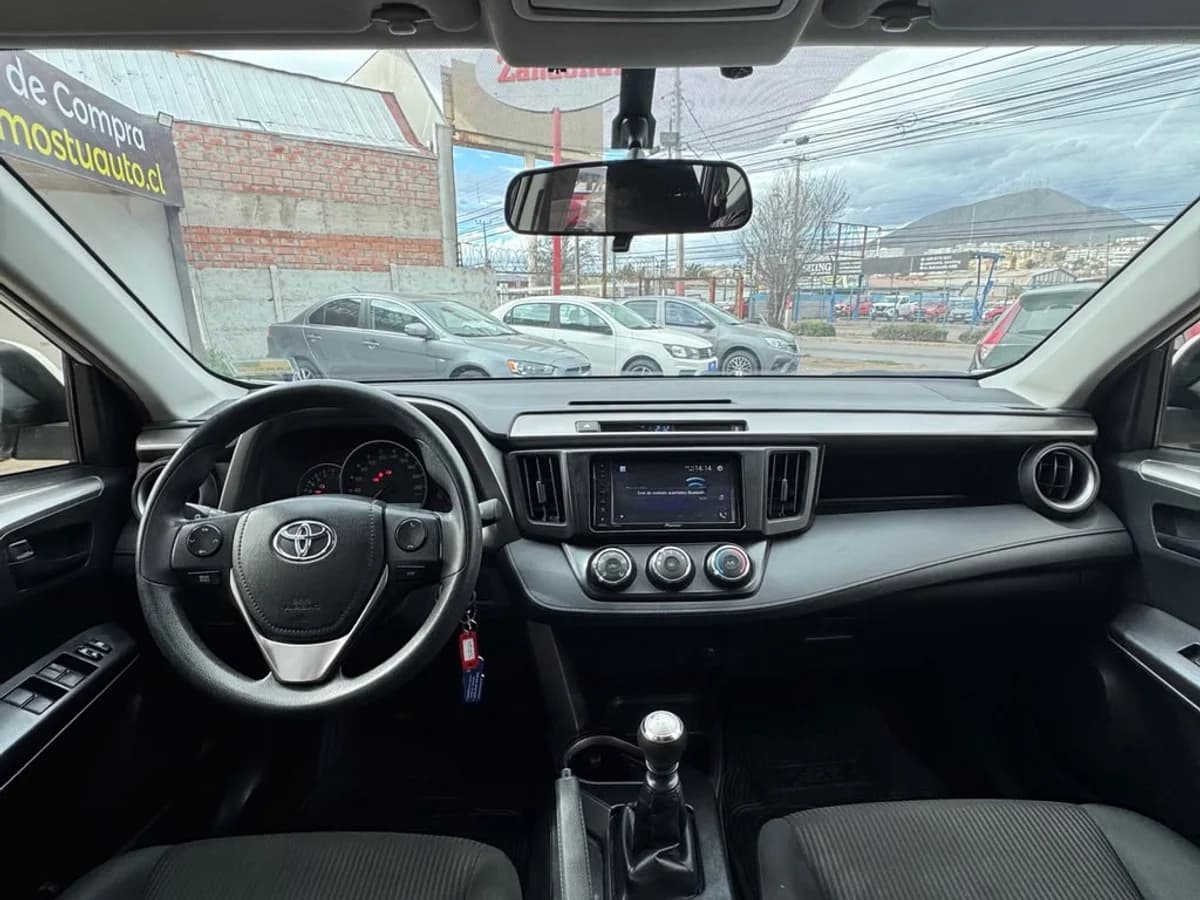 TOYOTA Rav4 2.0 2017 - Imagen 8