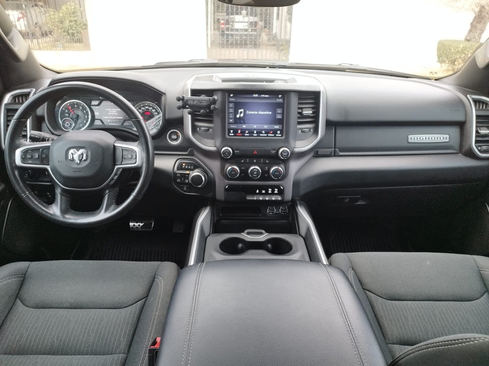 RAM 1500 Bighorn 2021 - Imagen 10
