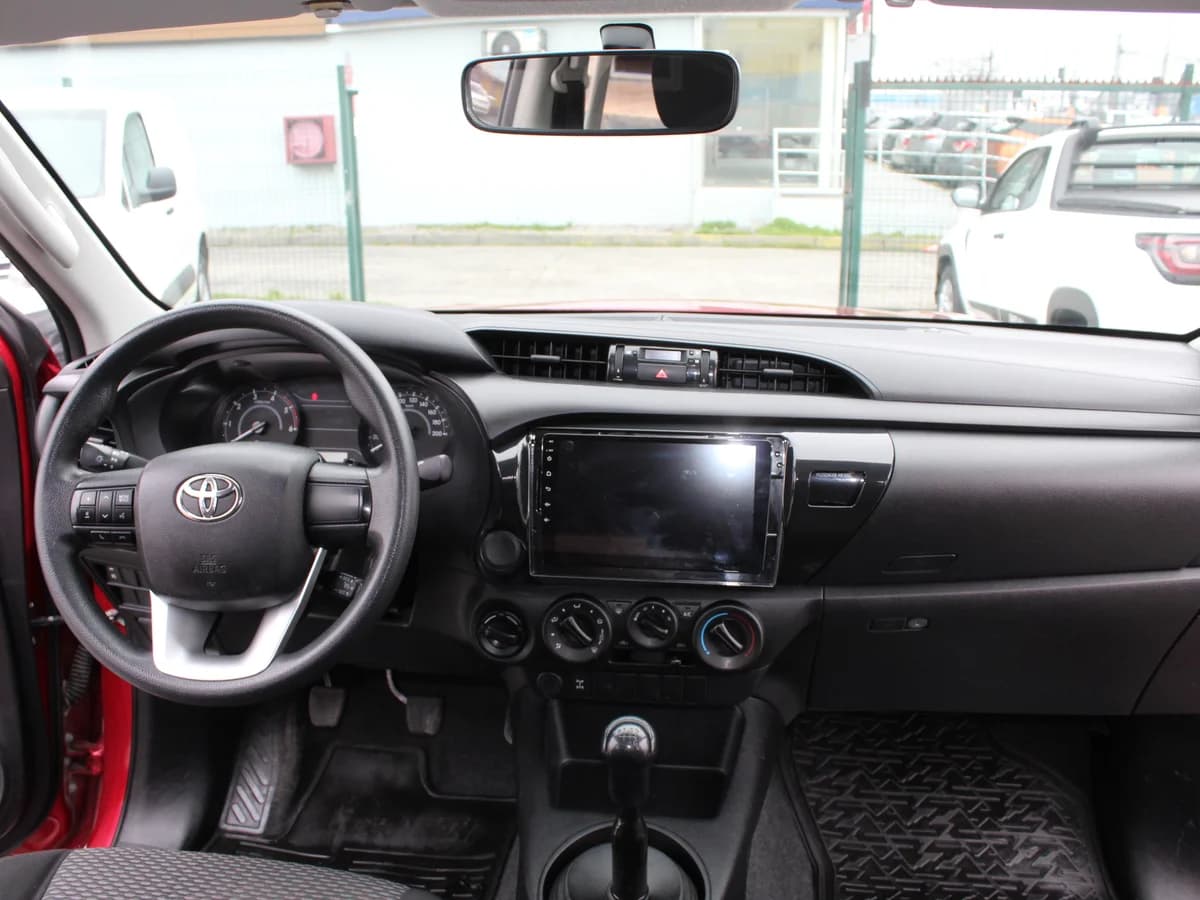 TOYOTA Hilux 2.4 4x4 2018 - Imagen 8