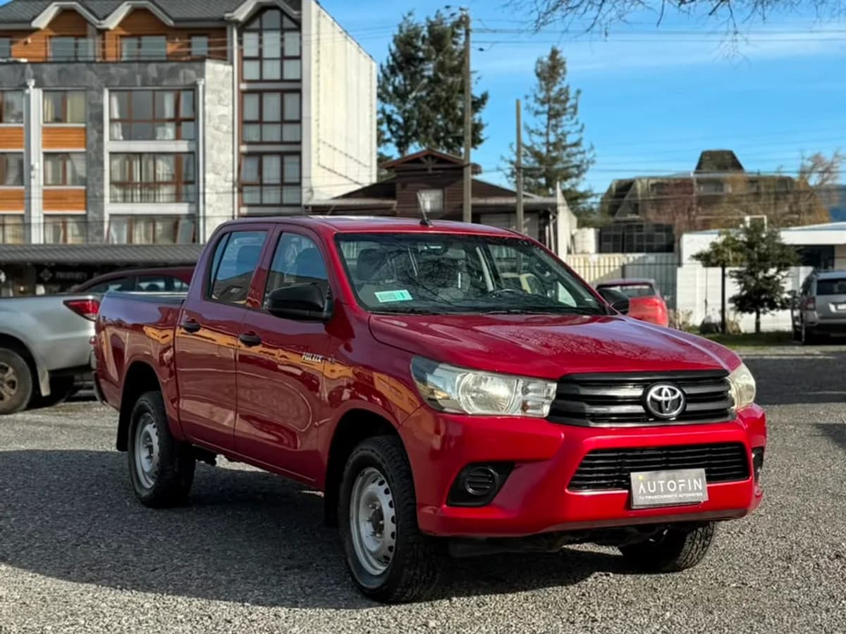 TOYOTA HILUX 2023 - Imagen 3