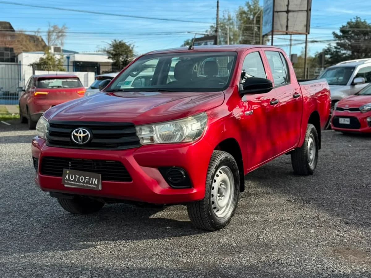 TOYOTA HILUX 2023 - Imagen 1