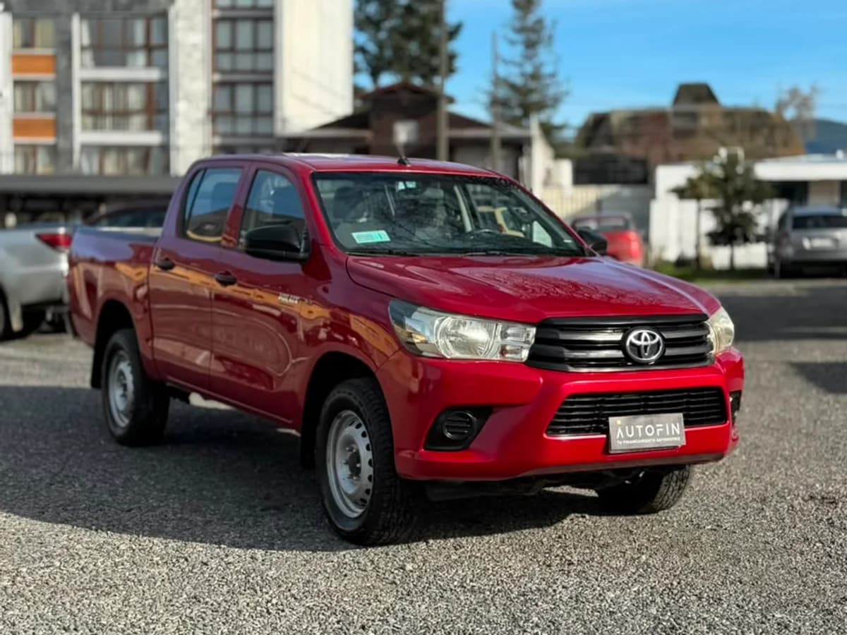 TOYOTA HILUX 2023 - Imagen 18