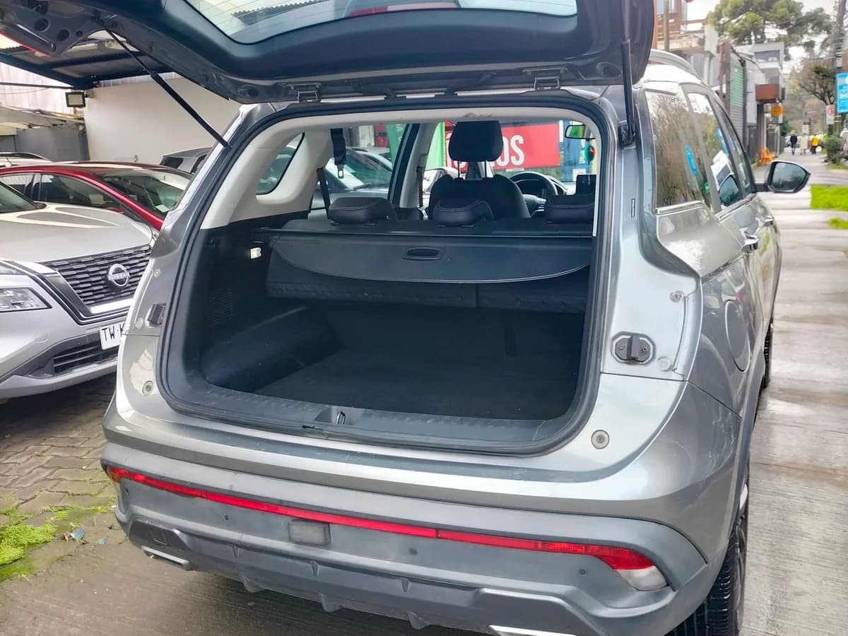 CHEVROLET Captiva 1.5 MT6 4X2 2023 - Imagen 4