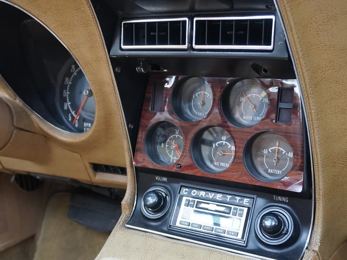 Chevrolet Corvette Stingray C3 V8 5.7 Año 1974 - Imagen 33