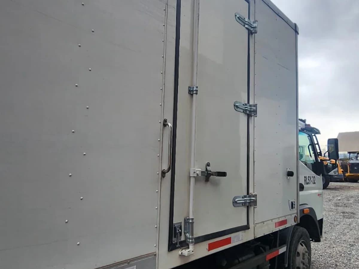MITSUBISHI FUSO FUSO 1017 2022 - Imagen 9