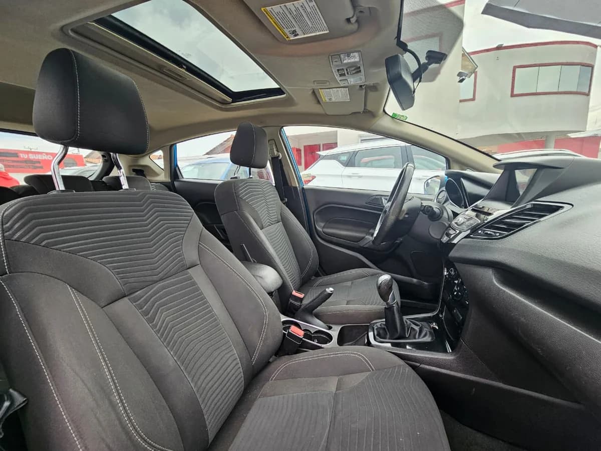 FORD FIESTA TITANIUM 1.6 2017 - Imagen 7