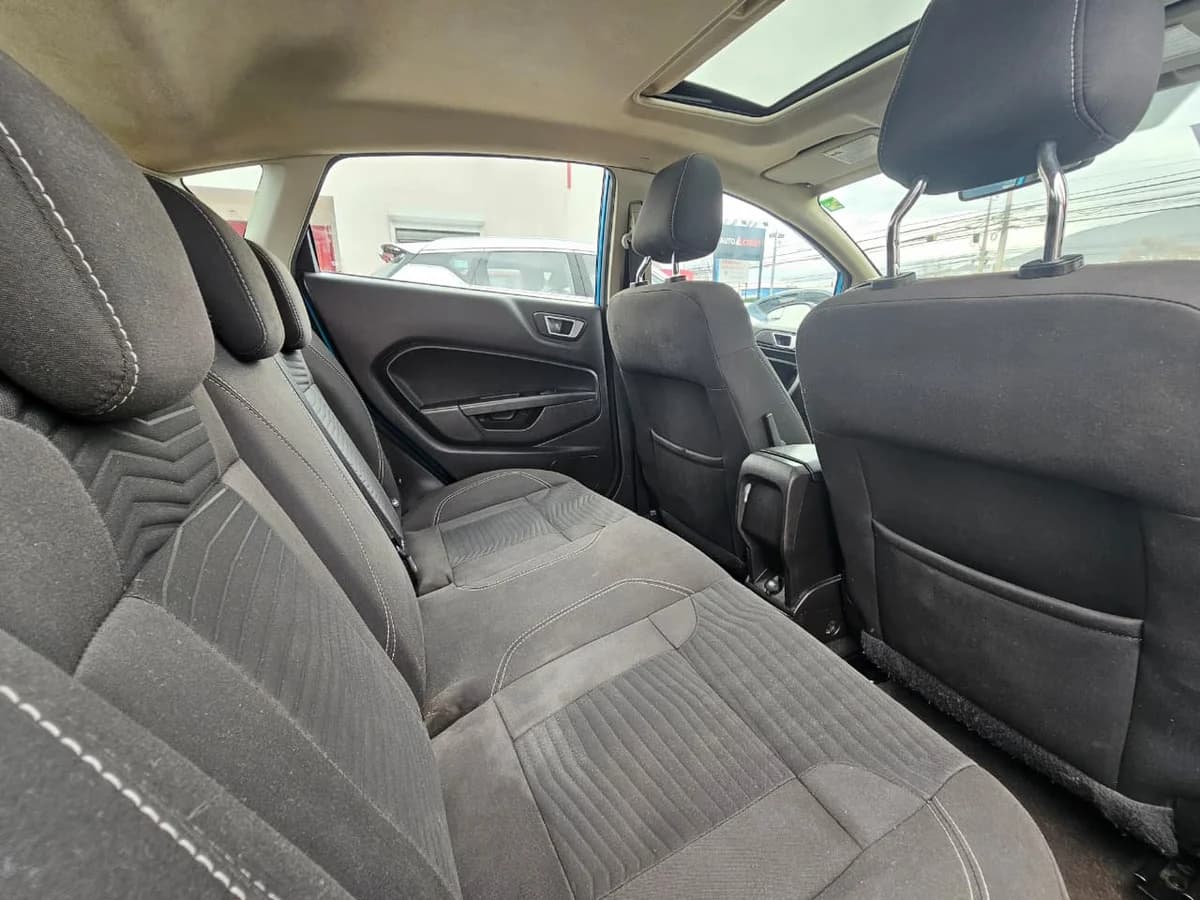 FORD FIESTA TITANIUM 1.6 2017 - Imagen 9
