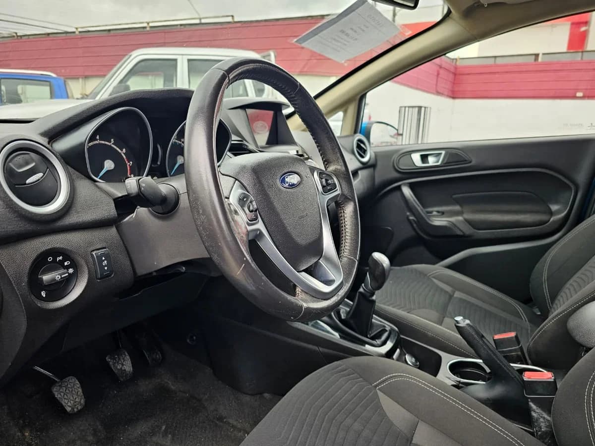 FORD FIESTA TITANIUM 1.6 2017 - Imagen 11