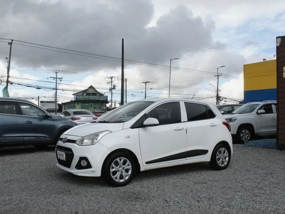 HYUNDAI i10 GL 1.0 2014 - Imagen 1