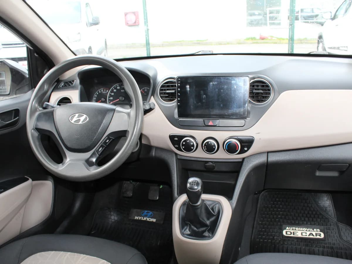 HYUNDAI i10 GL 1.0 2014 - Imagen 7