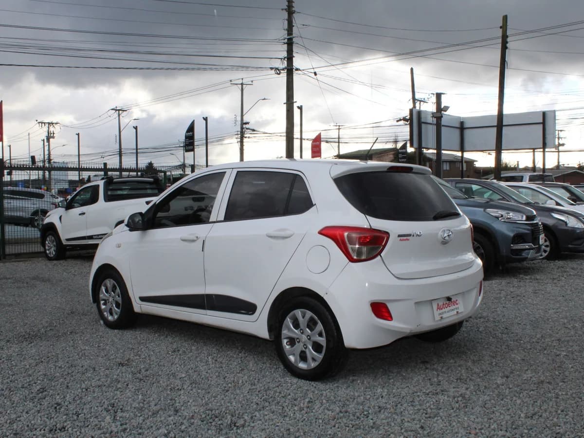 HYUNDAI i10 GL 1.0 2014 - Imagen 9