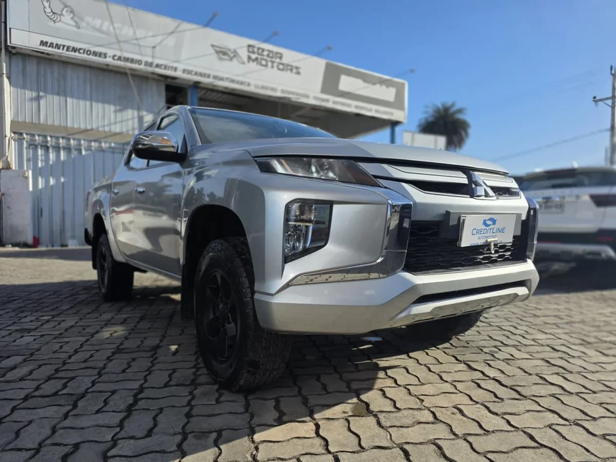 MITSUBISHI L200 KATANA CRT 4X4 2021 - Imagen 3
