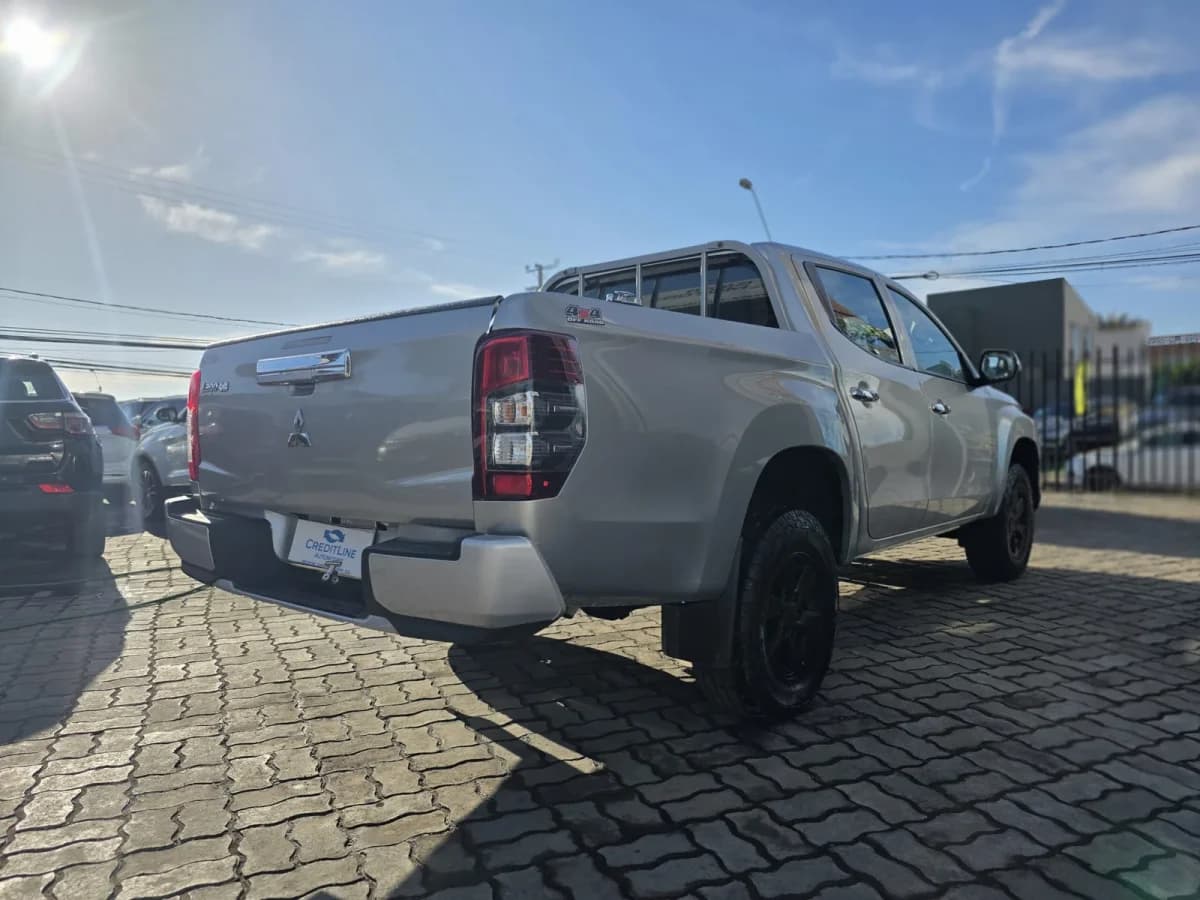 MITSUBISHI L200 KATANA CRT 4X4 2021 - Imagen 4