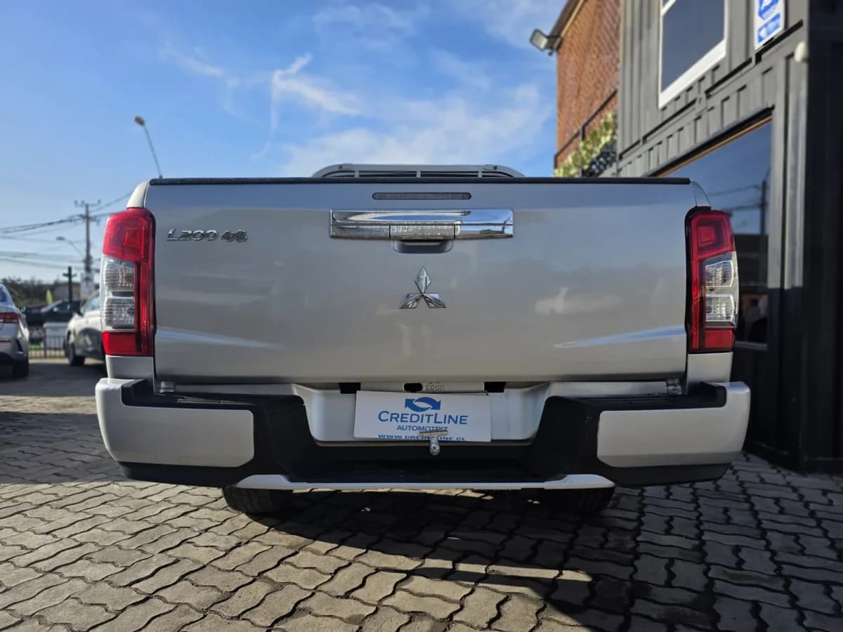MITSUBISHI L200 KATANA CRT 4X4 2021 - Imagen 5