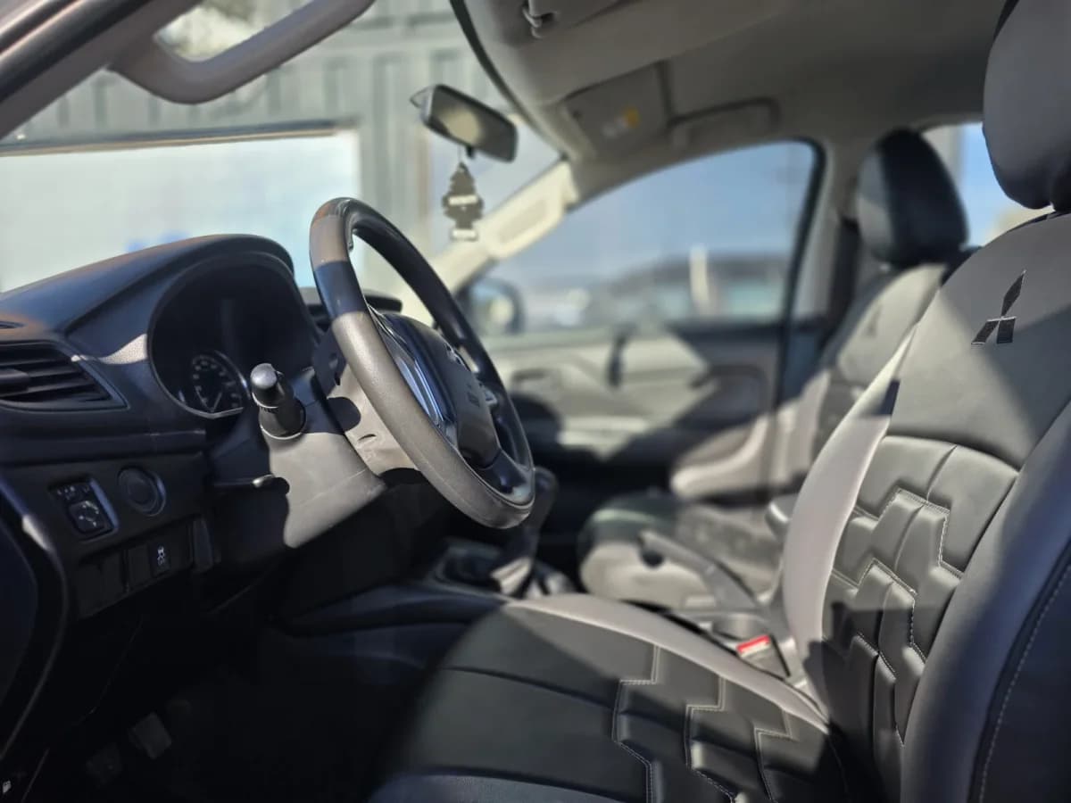 MITSUBISHI L200 KATANA CRT 4X4 2021 - Imagen 7