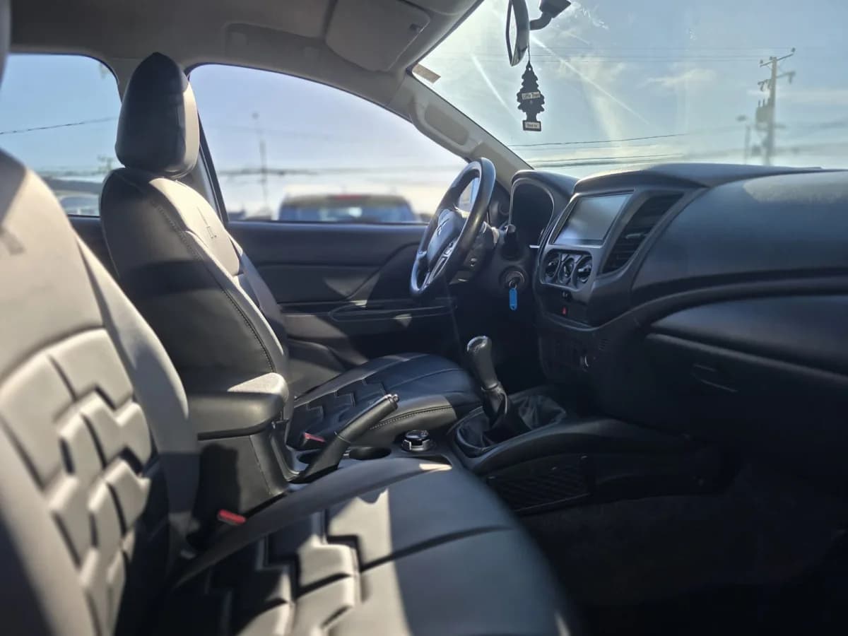 MITSUBISHI L200 KATANA CRT 4X4 2021 - Imagen 9
