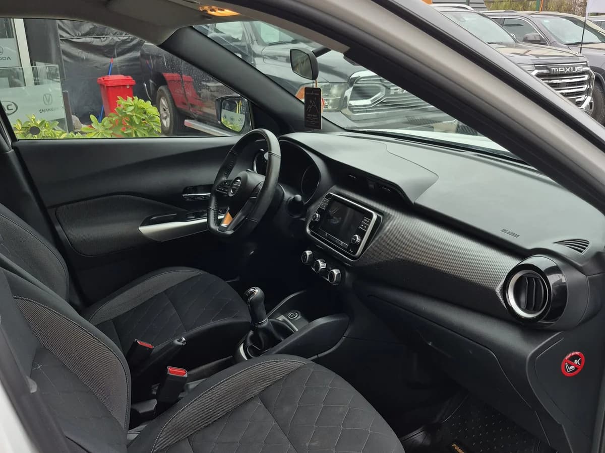 NISSAN Kicks 1.6 2020 - Imagen 9