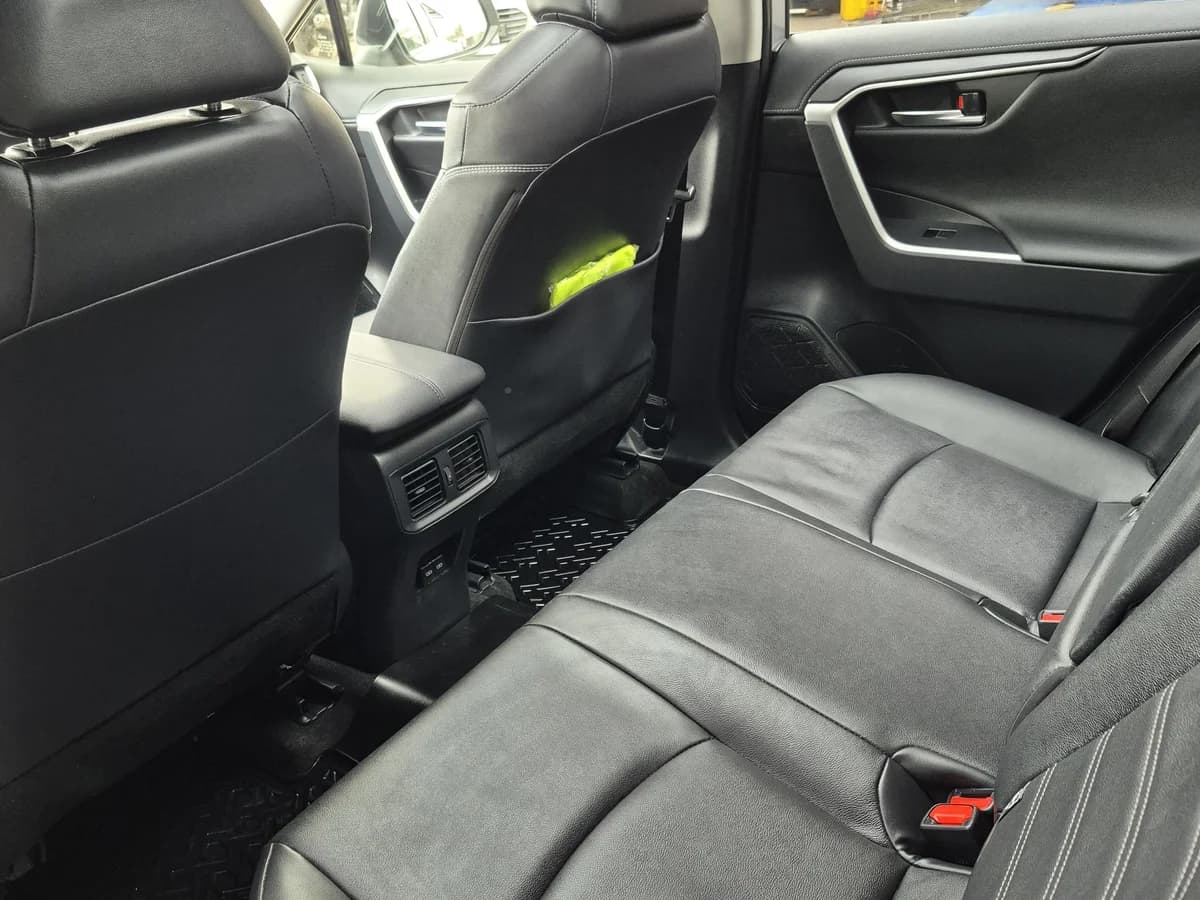 TOYOTA Rav4 2.5 LIMITED HYBRID 4X4 2025 - Imagen 19