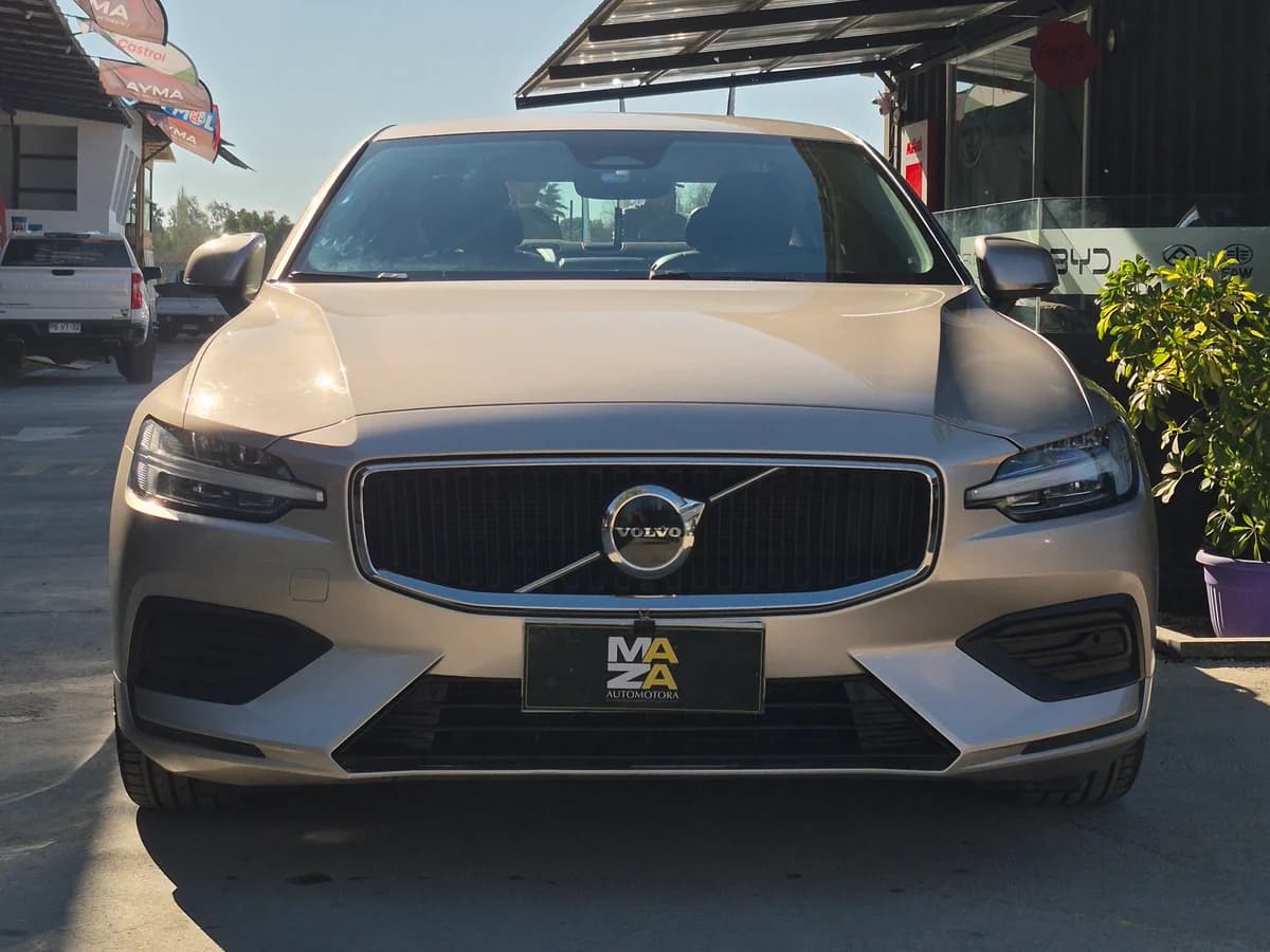 VOLVO S60 B4 2.0 2023 - Imagen 2