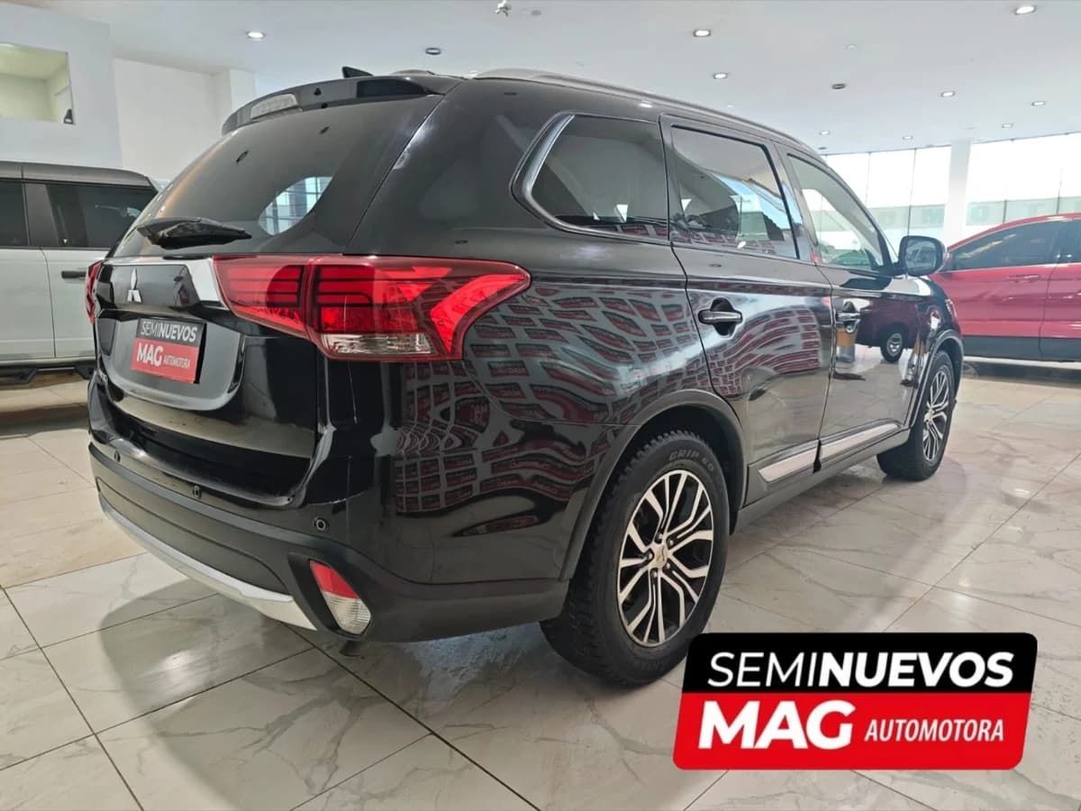 MITSUBISHI OUTLANDER 2.0 CVT 2018 - Imagen 4