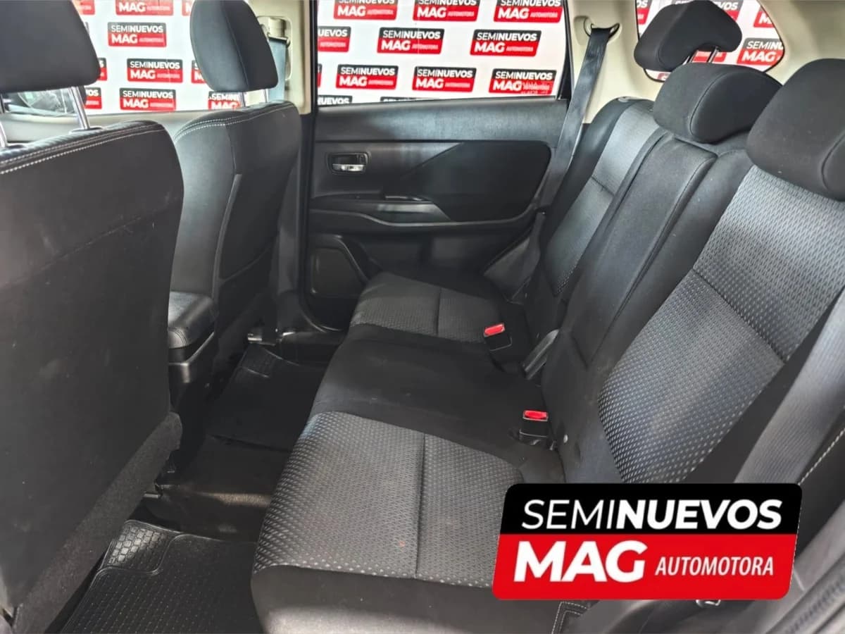 MITSUBISHI OUTLANDER 2.0 CVT 2018 - Imagen 11