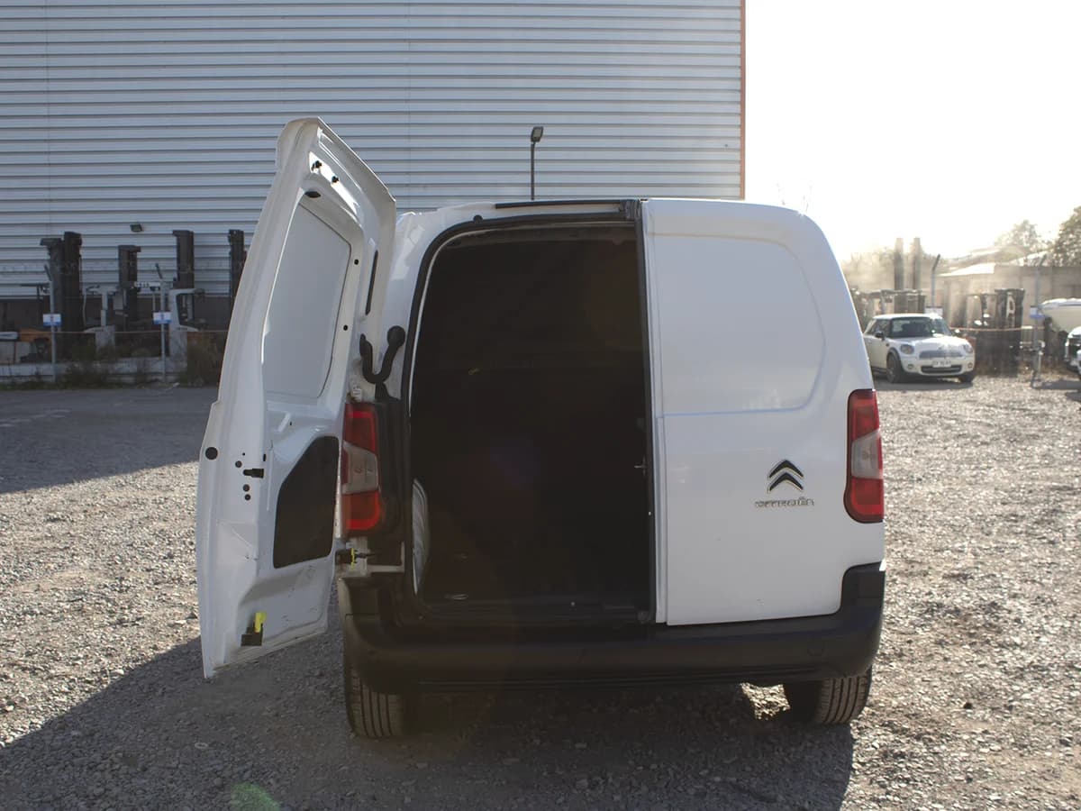 CITROEN Berlingo 1.5 BLUEHDI 2024 FACTURABLE - Imagen 6