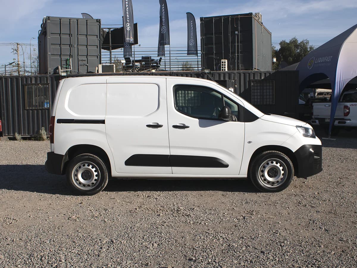 CITROEN Berlingo 1.5 BLUEHDI 2024 FACTURABLE - Imagen 4